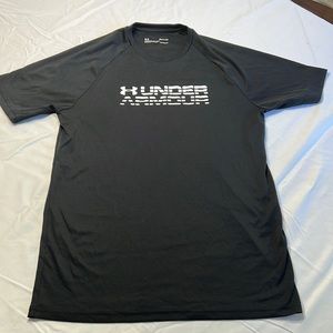 Like new mens UA shirt